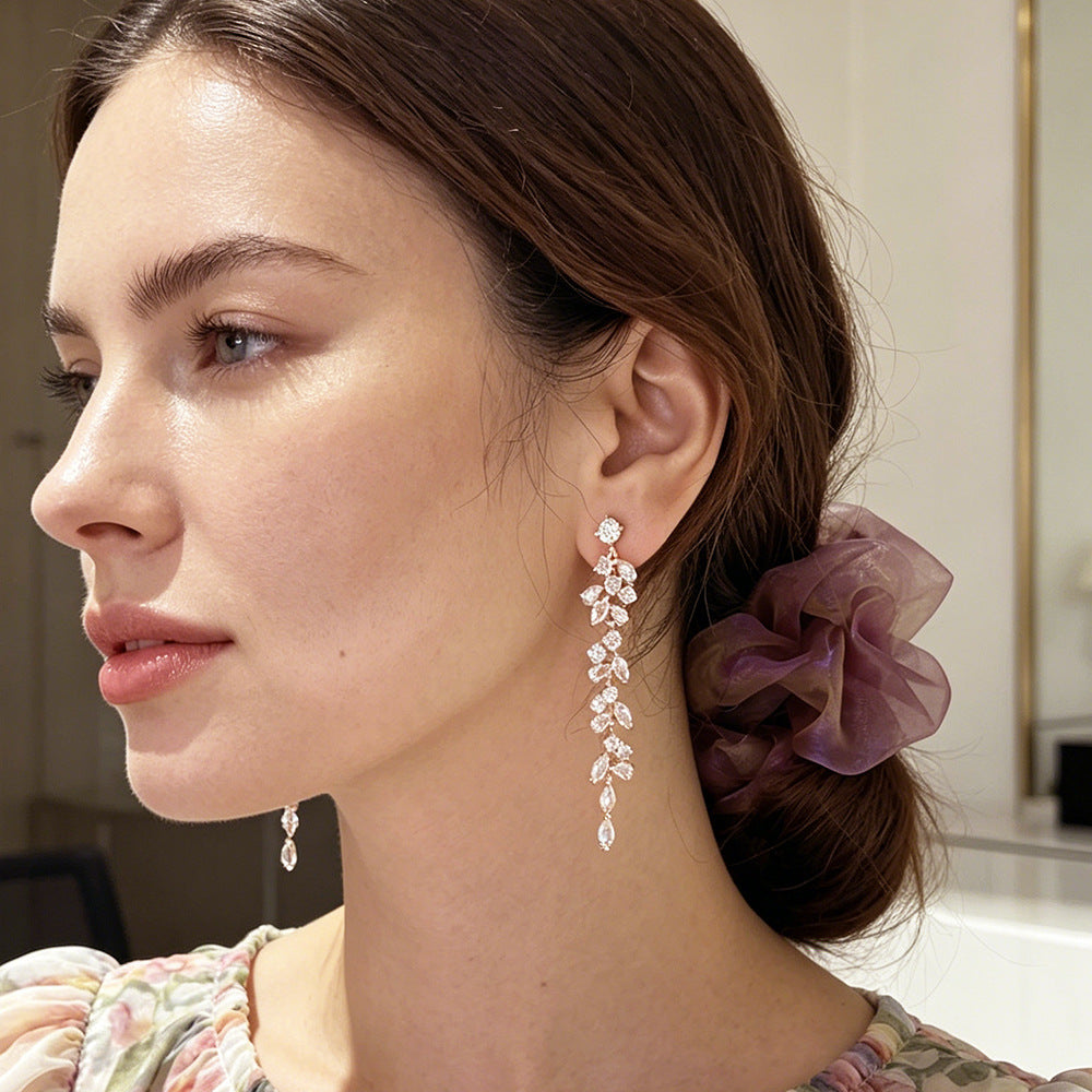 Gold Tassel Leaves Clip Earrings For Women With Zircon Inlay, Featuring Elegant Clip-On Design