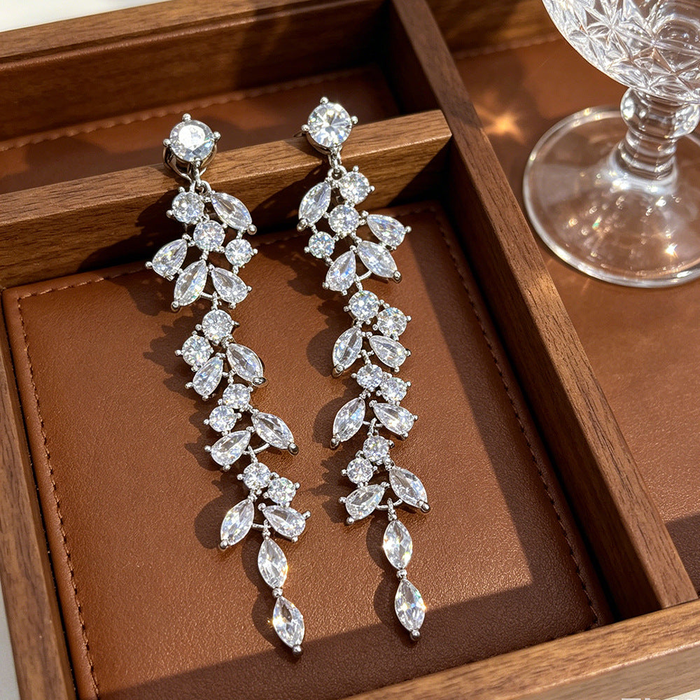 Gold Tassel Leaves Clip Earrings For Women With Zircon Inlay, Featuring Elegant Clip-On Design