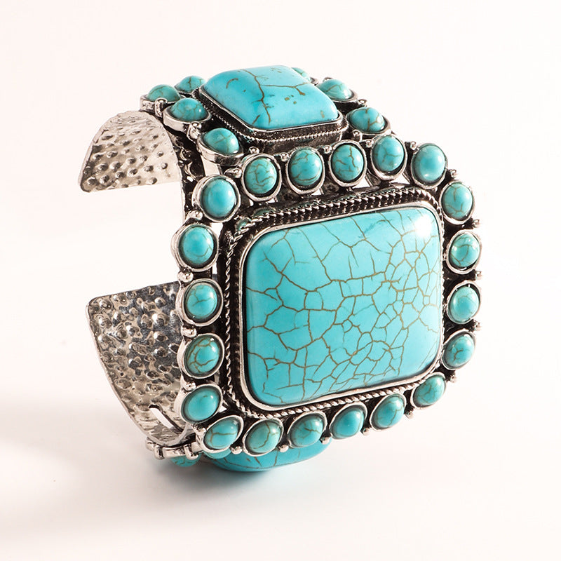 Irregular Turquoise Bangle In Ethnic Style With Green Turquoise Inlay, Perfect For Daily Wear