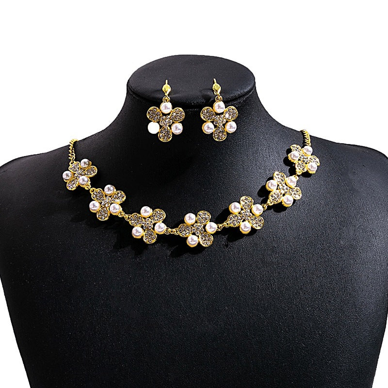 Bohemian Women’s Jewelry Set Featuring Flower Patterns With Turquoise Inlay, Alloy Material, And Tassel Craft