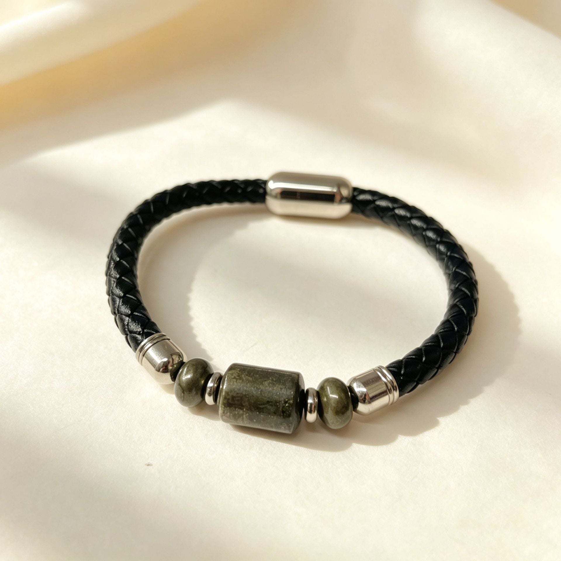 Handmade Stripe Unisex Bracelet With PU Leather Rope Chain And Crystal Inlay Material