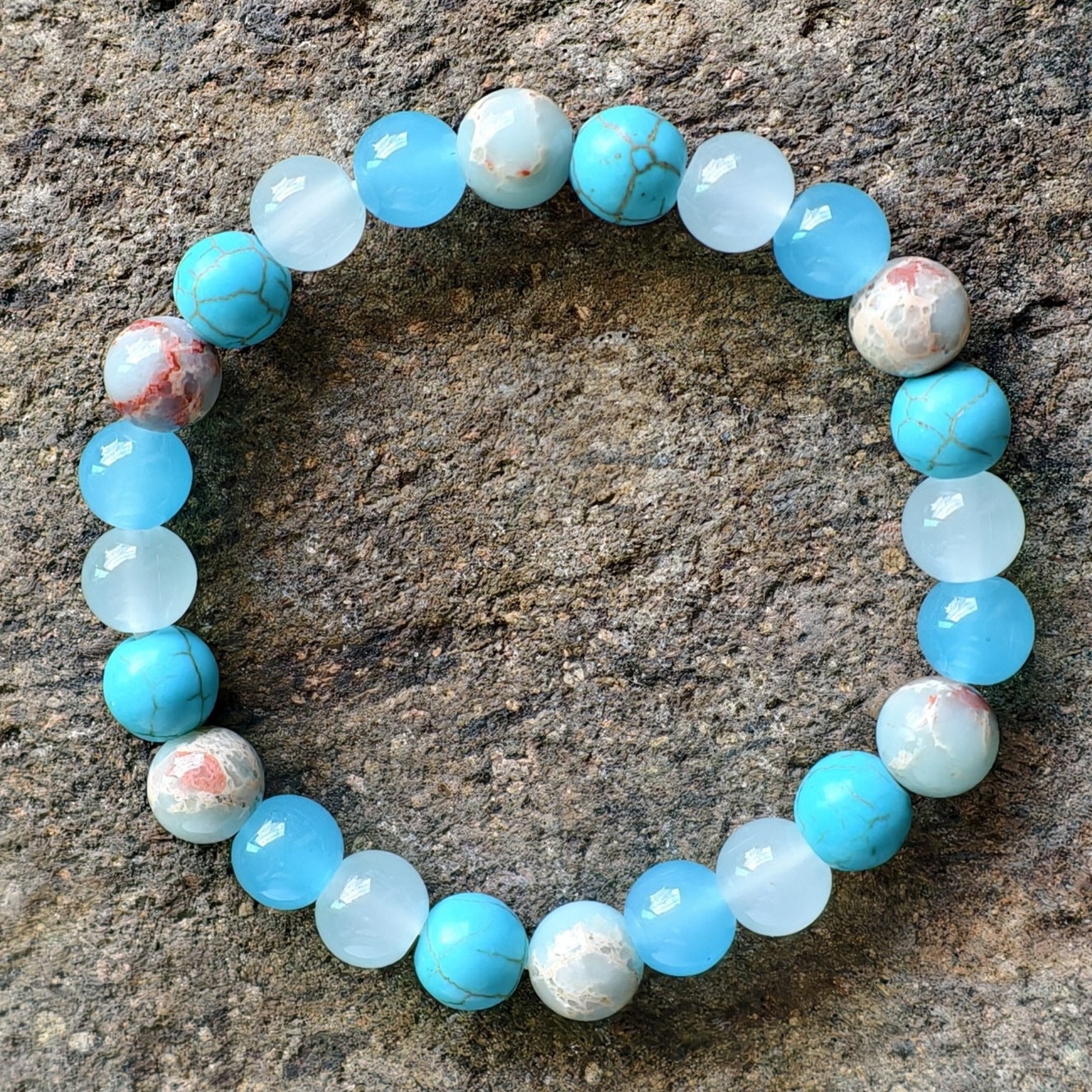 Heart Shape Beaded Bracelet In Multicolor Featuring Natural Stone And Turquoise Inlay For Unisex Wear