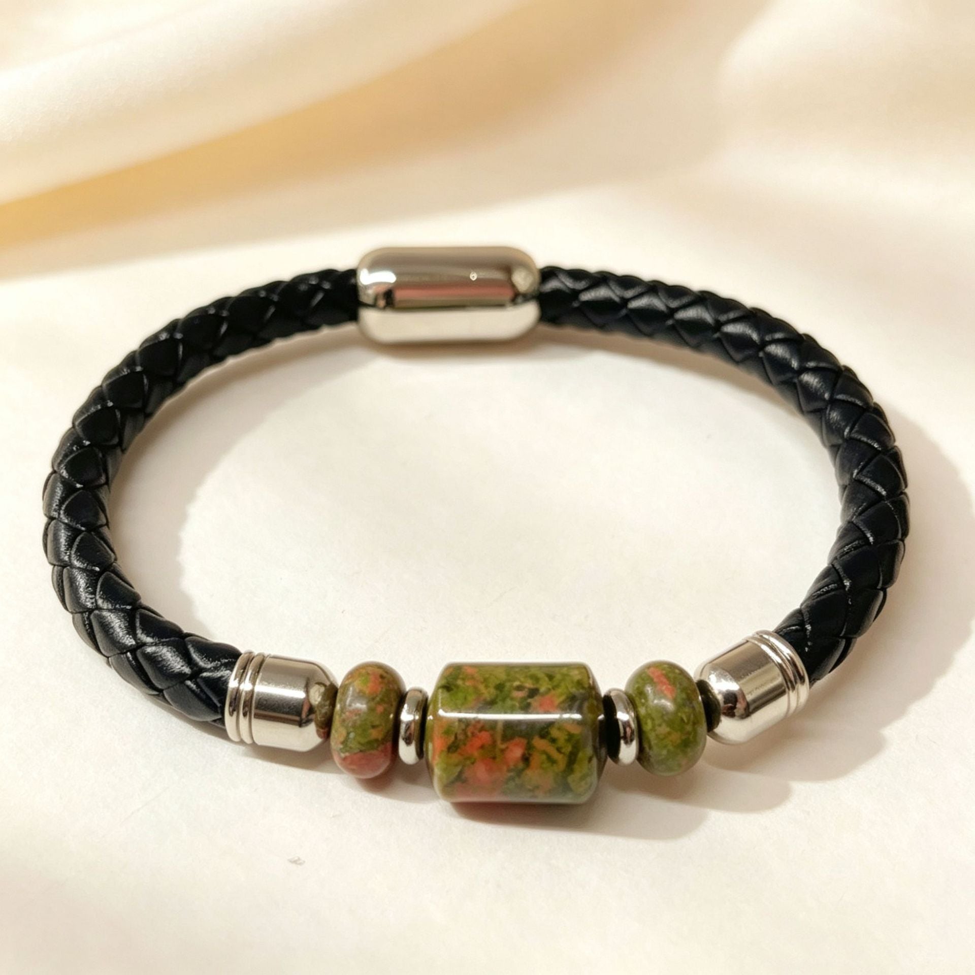 Handmade Stripe Unisex Bracelet With PU Leather Rope Chain And Crystal Inlay Material