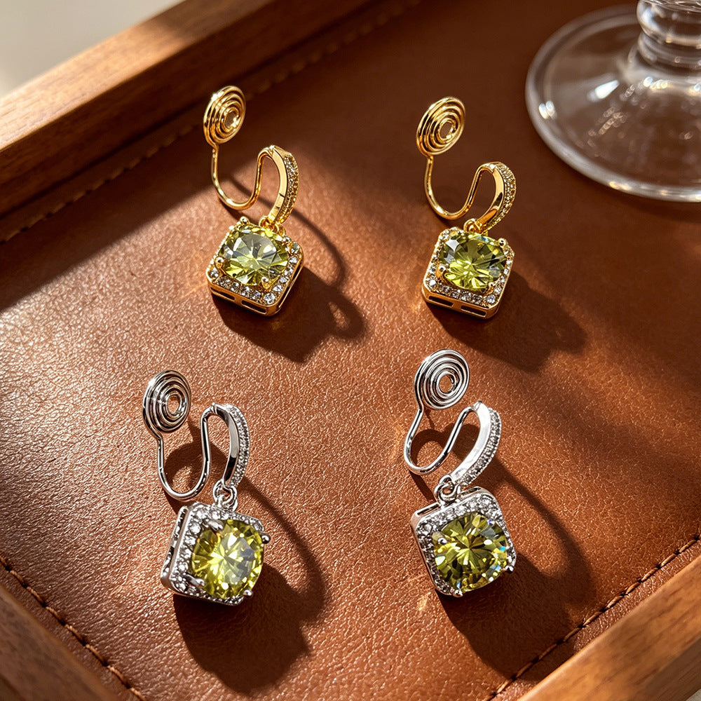 Luxurious Gold Quadrilateral Clip Earrings For Women With Zircon Inlay