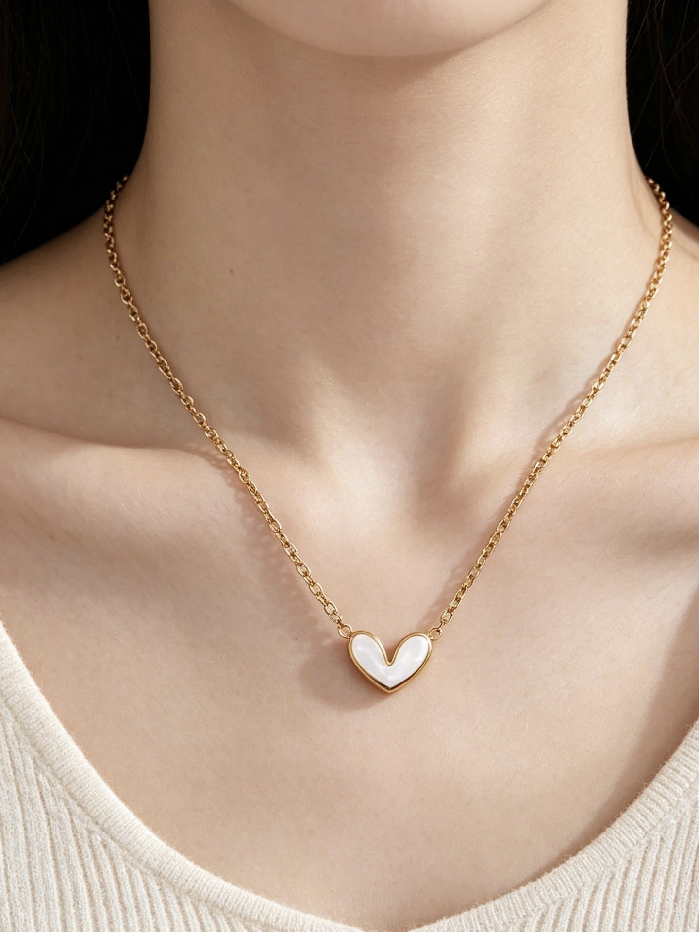 Heart Shape Simple Style Necklace For Women In 304 Stainless Steel With Waterproof Non Tarnish PVD Coated Cable Chain