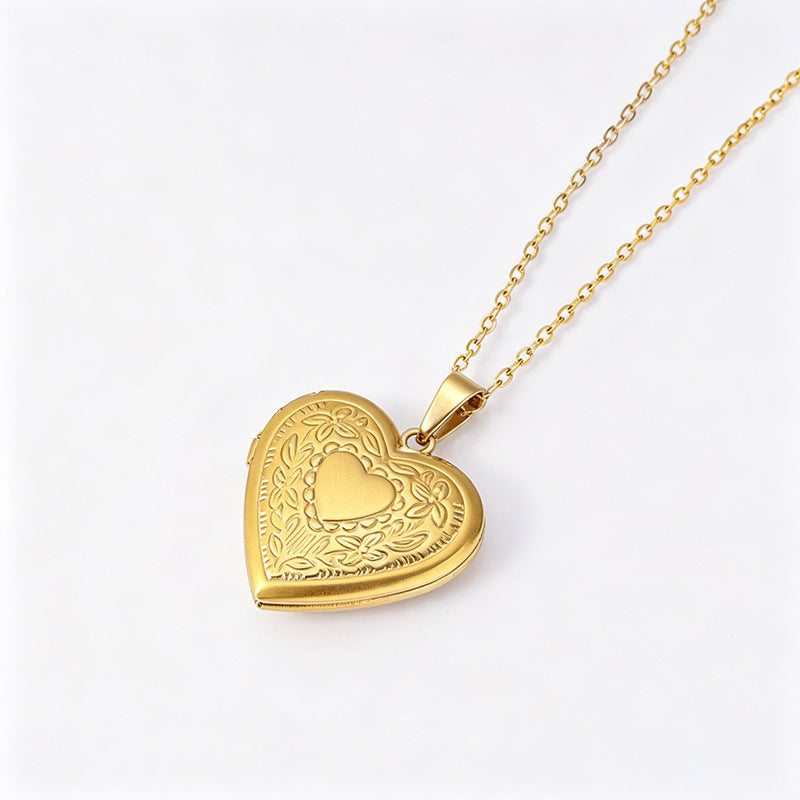 Men's Heart Shape Locket Necklace In Silver 304 Stainless Steel With Electroplated Finish And Cable Chain
