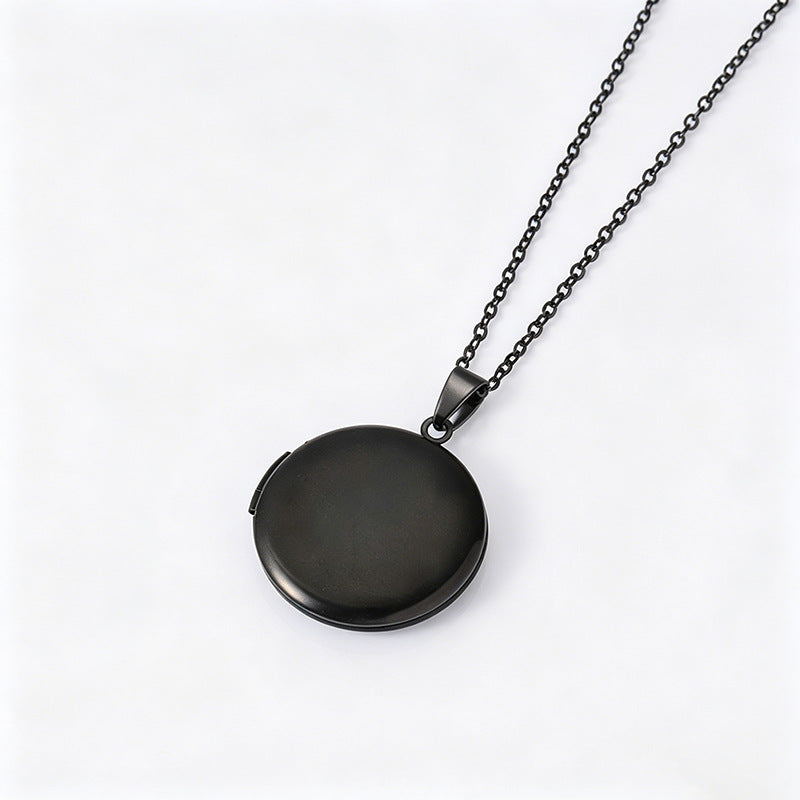 Men's Heart Shape Locket Necklace In Silver 304 Stainless Steel With Electroplated Finish And Cable Chain