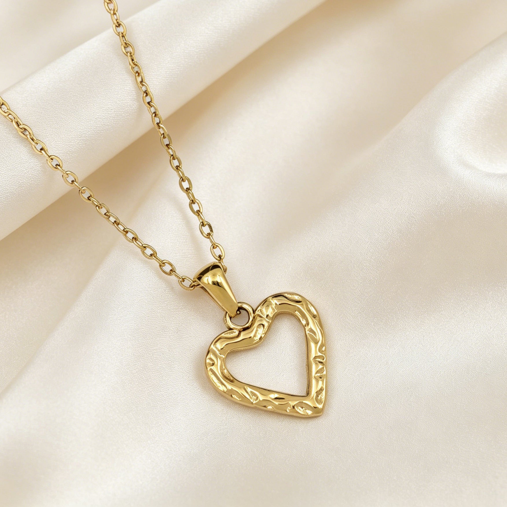 Heart Shape Hammered 304 Stainless Steel Necklace For Women With Steel Color Cable Chain