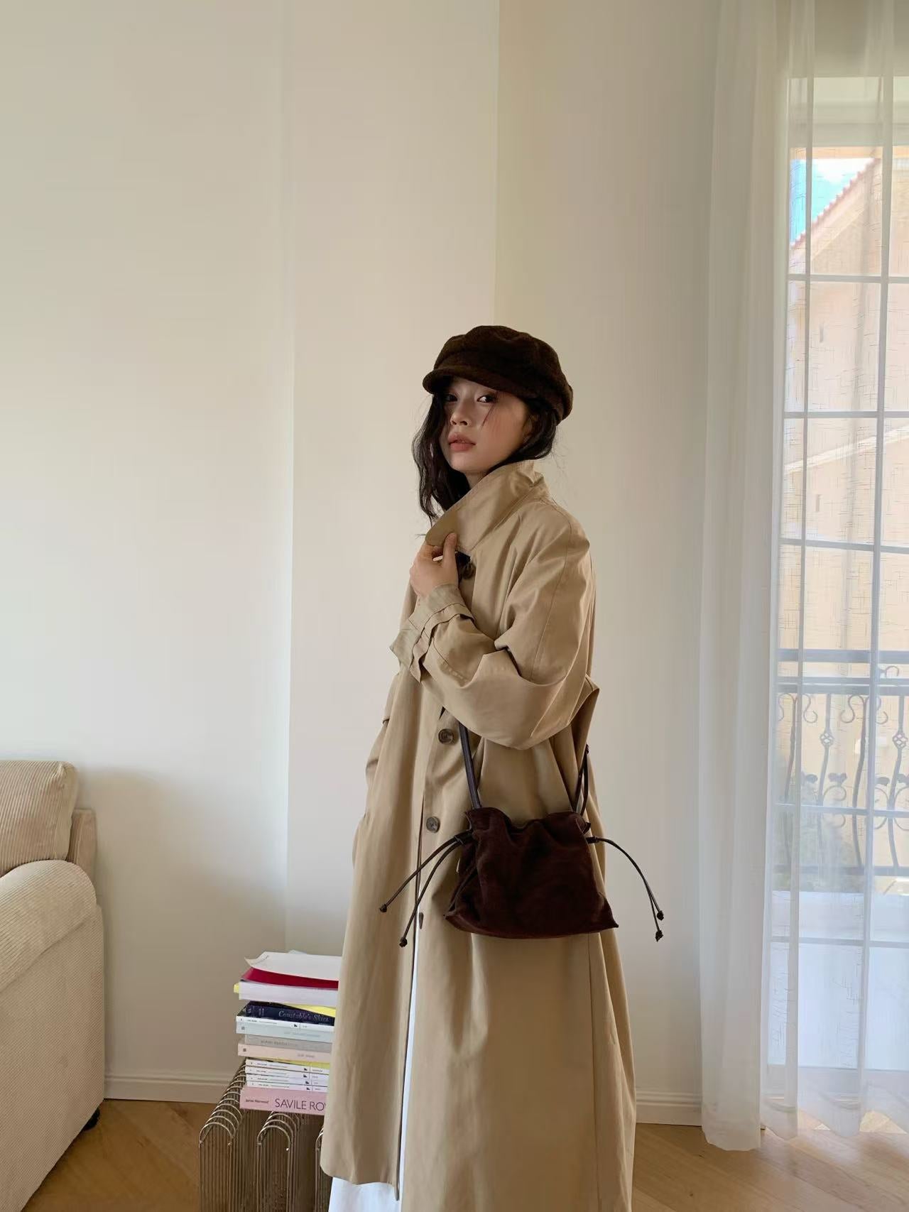 Genuine Leather Dumpling Shape Handbag With Folds Featuring Top Handle, Perfect For Autumn