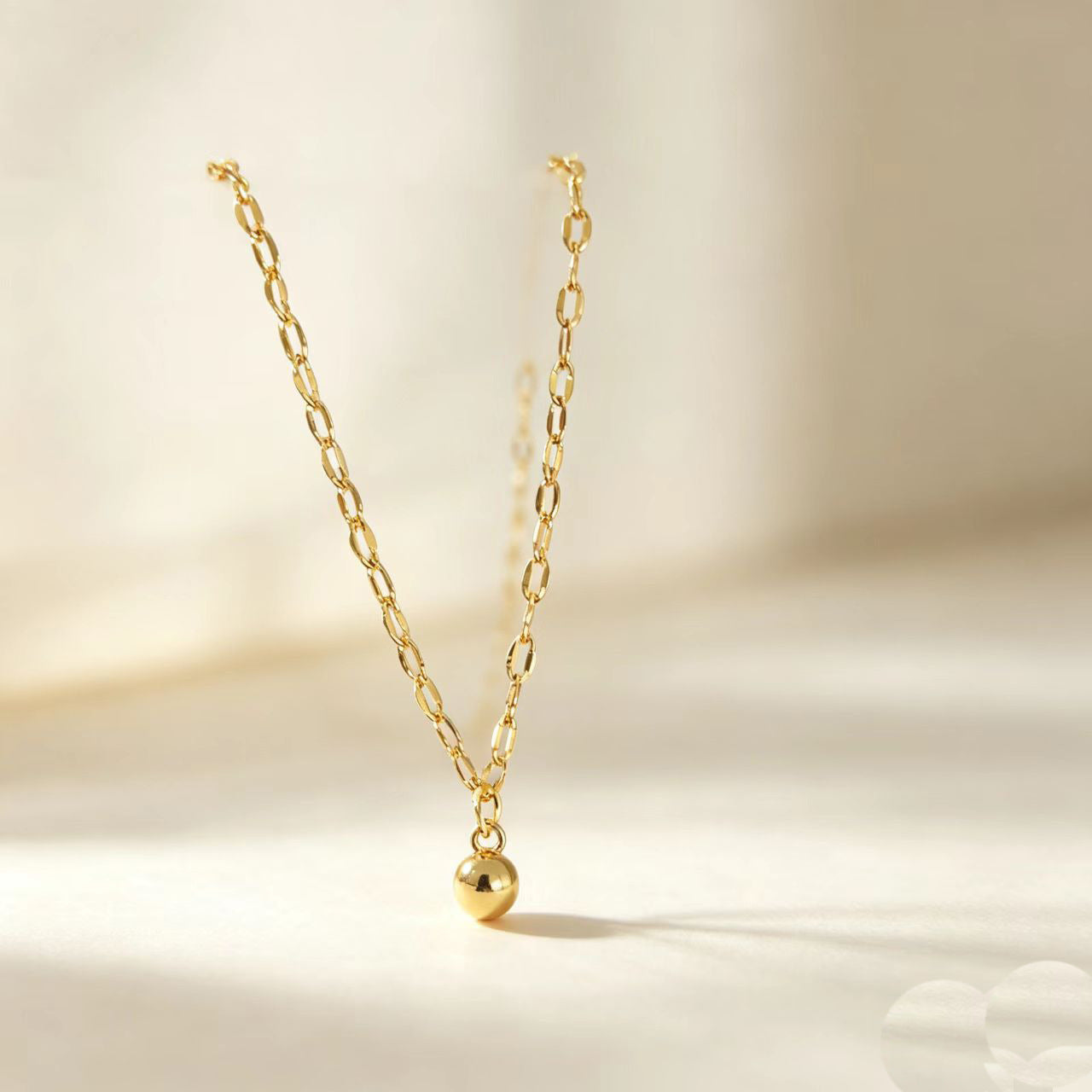 Irregular Pattern Necklace For Women With 18K Real Gold Plated Zinc Alloy Pendant And Cable Chain