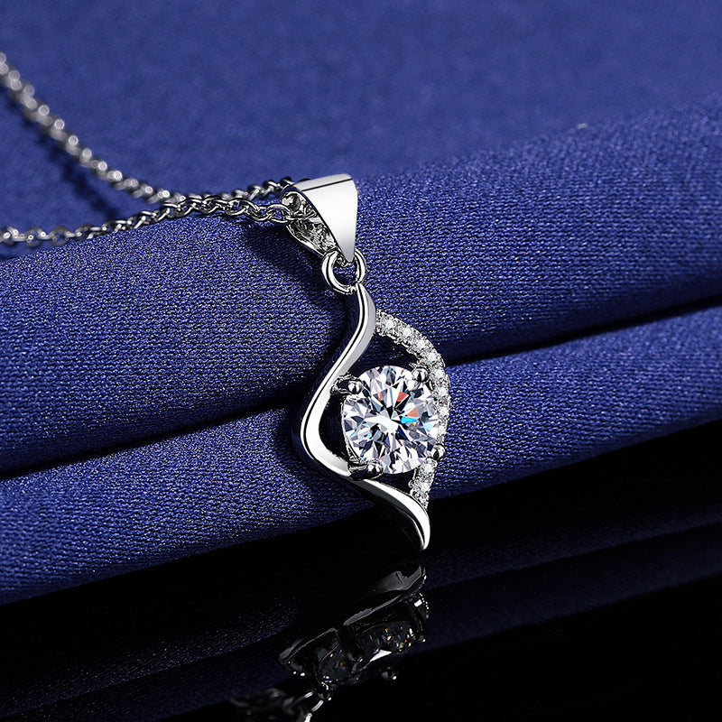 Heart Shape Pendant Necklace For Women In Copper With Zircon Inlay, Electroplated Finish, Featuring Cable Chain