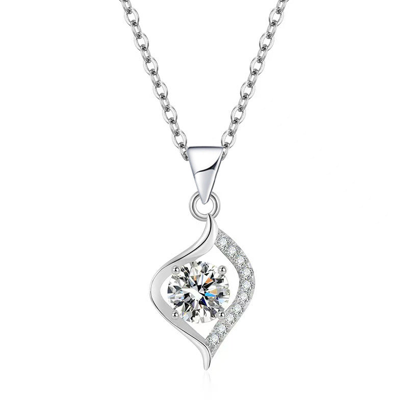 Heart Shape Pendant Necklace For Women In Copper With Zircon Inlay, Electroplated Finish, Featuring Cable Chain