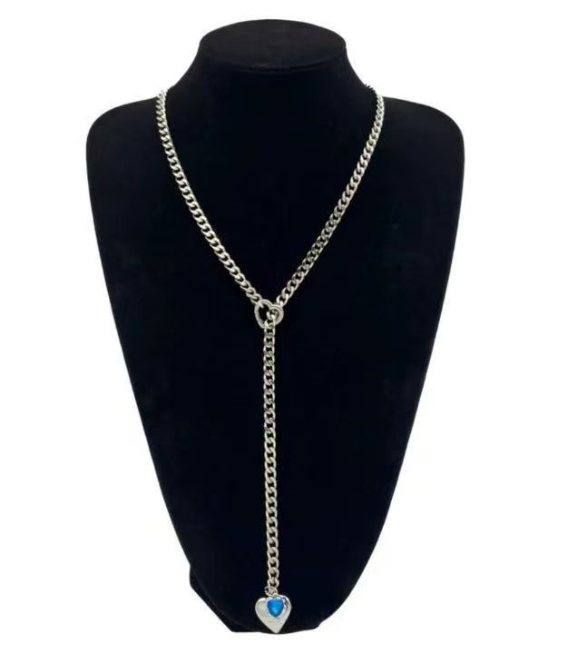 Heart Shape Cuban Chain Link Necklace For Women In Gold Featuring Electroplated 304 Stainless Steel Cuban Link Chain