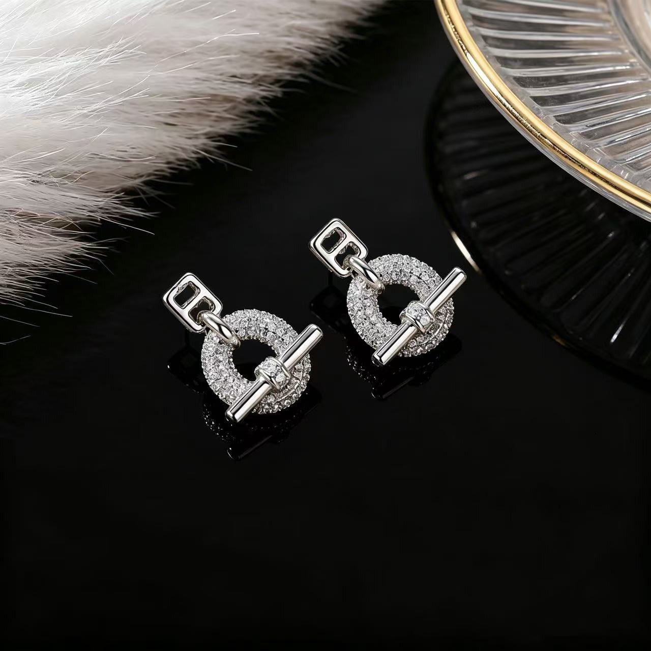 Heart Shape Necklace For Women In Titanium Steel With Zircon Inlay, Featuring PVD Coated 18K Real Gold Plated Copper Pendant