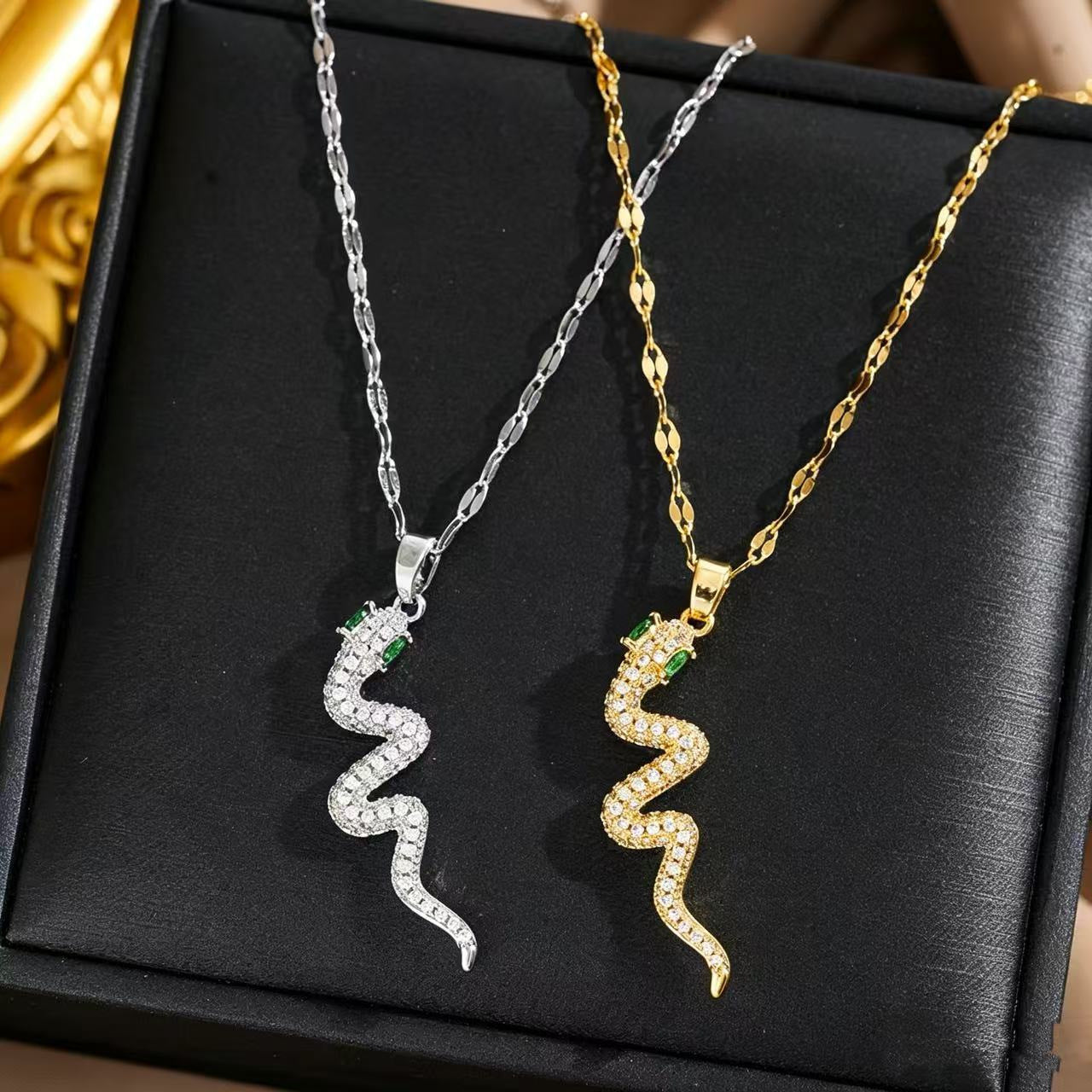 Heart Shape Necklace For Women In Titanium Steel With Zircon Inlay, Featuring PVD Coated 18K Real Gold Plated Copper Pendant