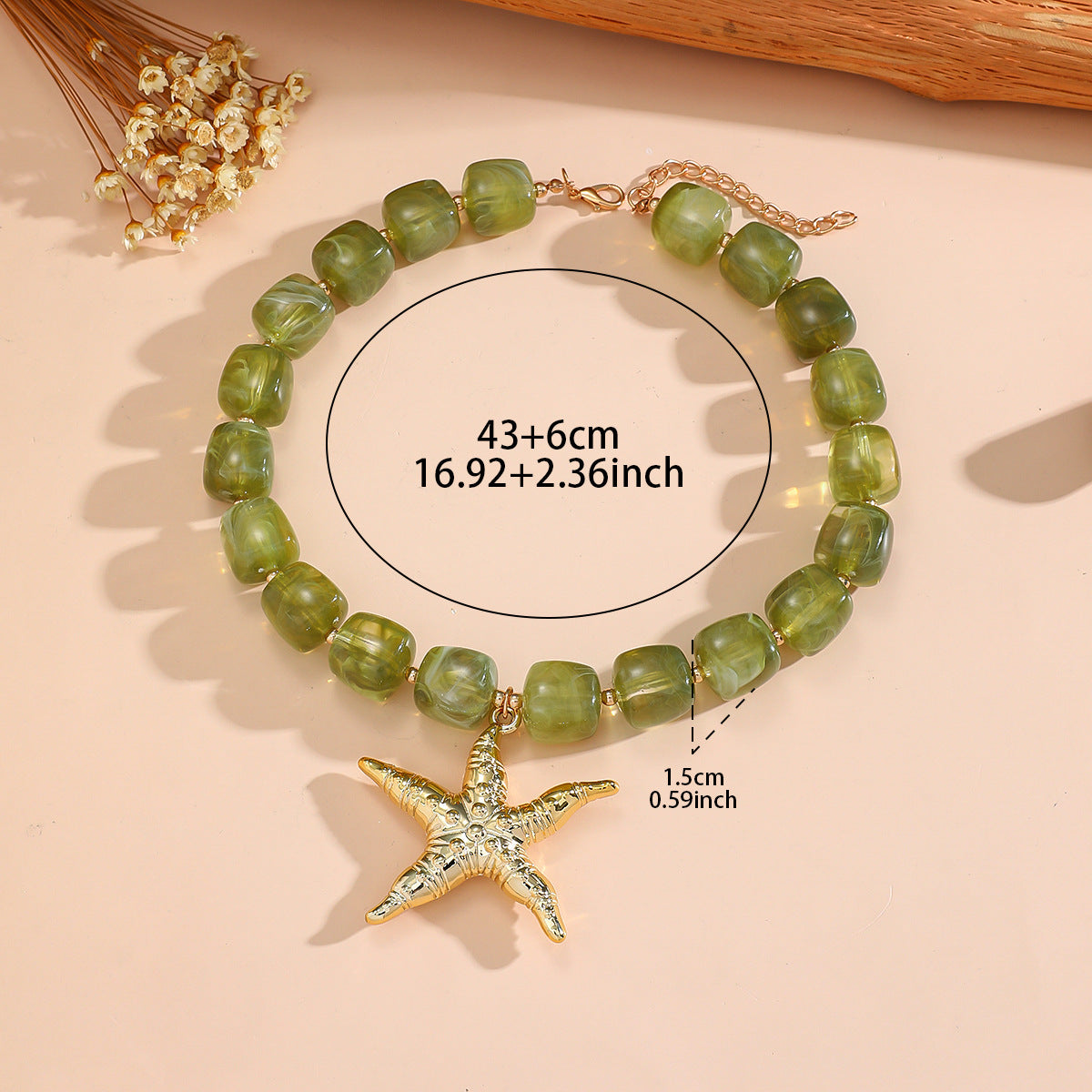 Exaggerated Starfish Choker Necklace For Women With Dyed Black Acrylic Pendant