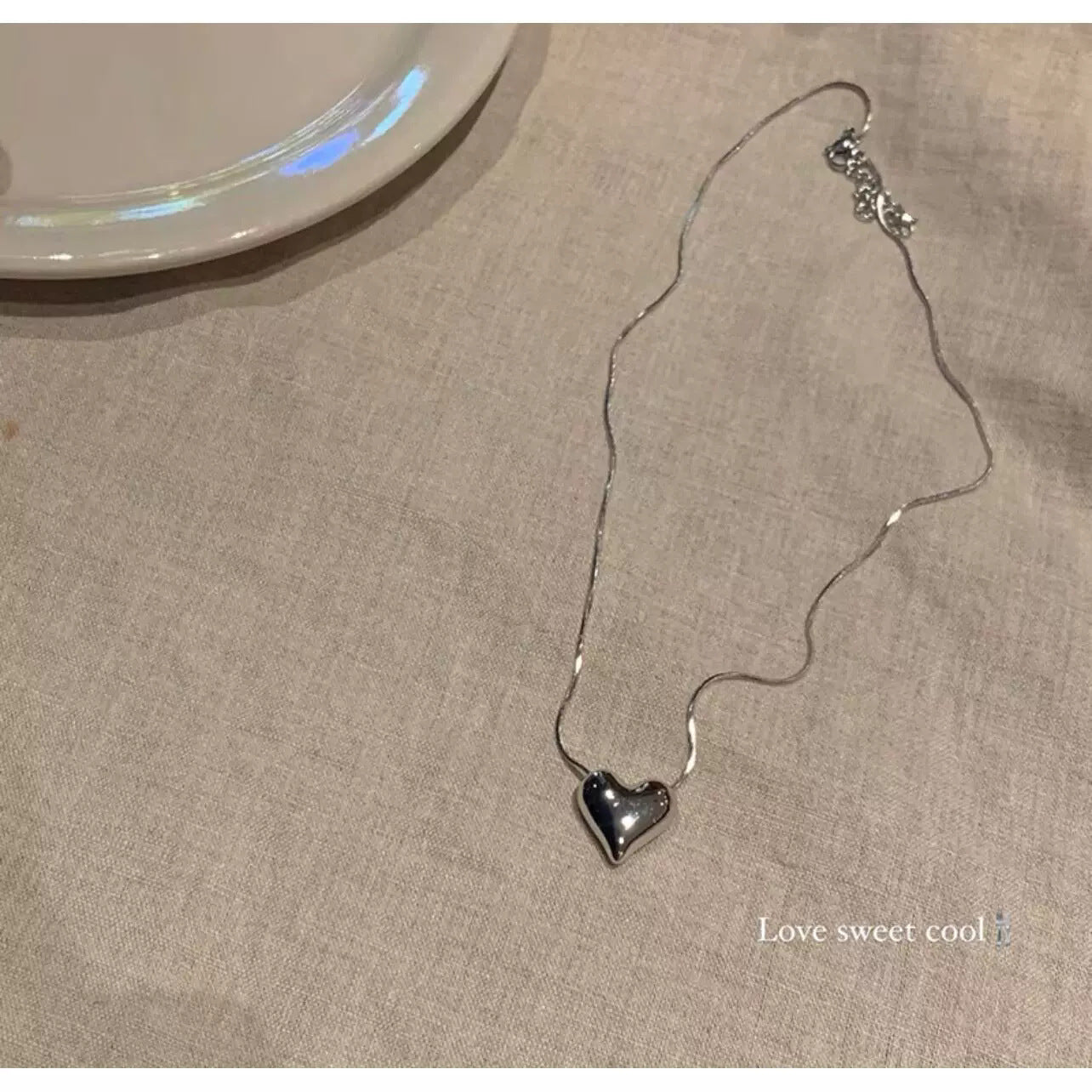 Heart Shape Silver Titanium Steel Necklace With Copper Pendant For Women, Perfect For Casual Wear