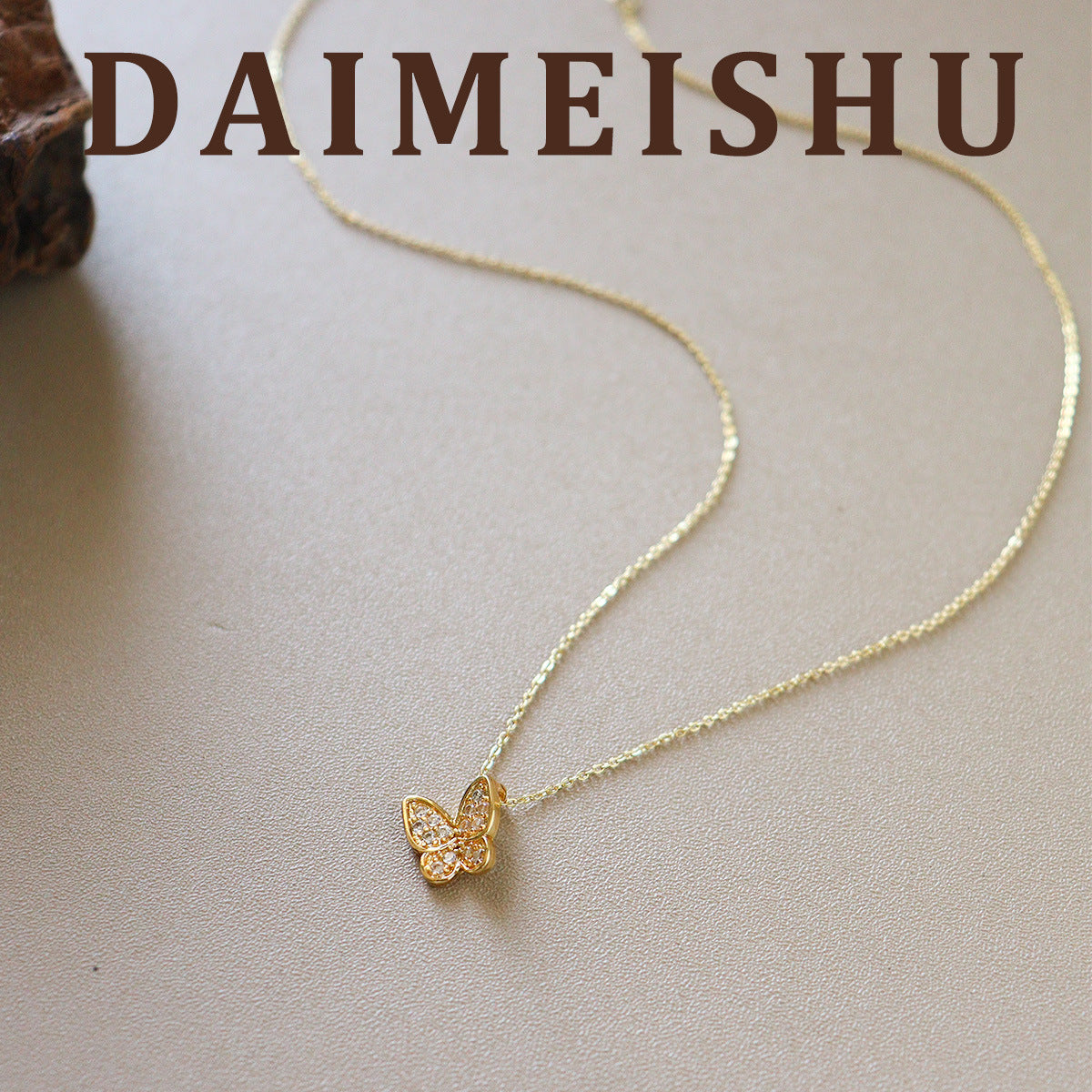 Geometric Beading Necklace For Women With Copper Pendant And Beaded Chain In Colour