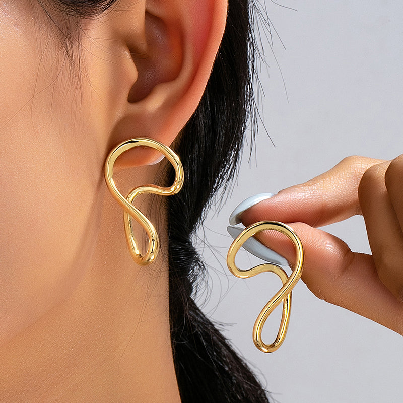 Geometric Hollow Out Stud Earrings In Gold With KC Golden Plated Alloy, Simple Style For Women