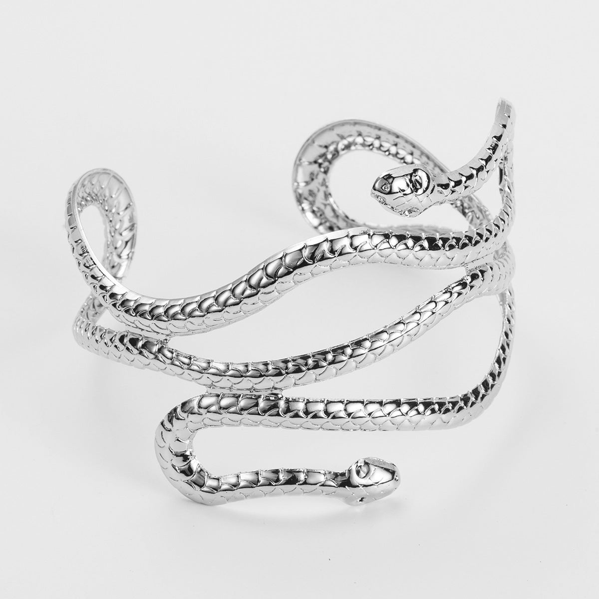 Exaggerated Gold Snake Bangle For Women In Metal Material, Stylish And Unique Bracelet