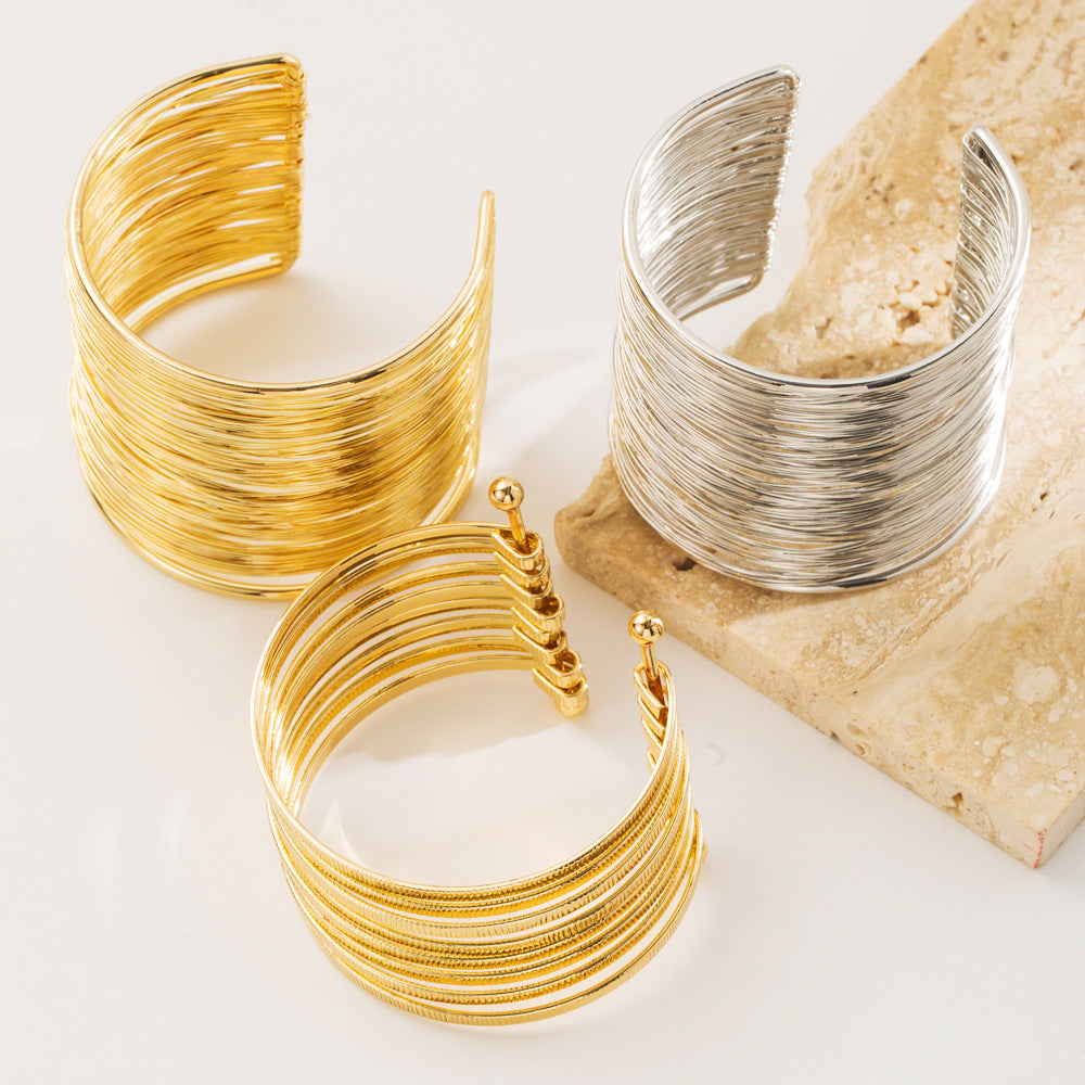 Geometric Brushed Silver Alloy Bangle For Women, Stylish And Elegant Bracelet Accessory