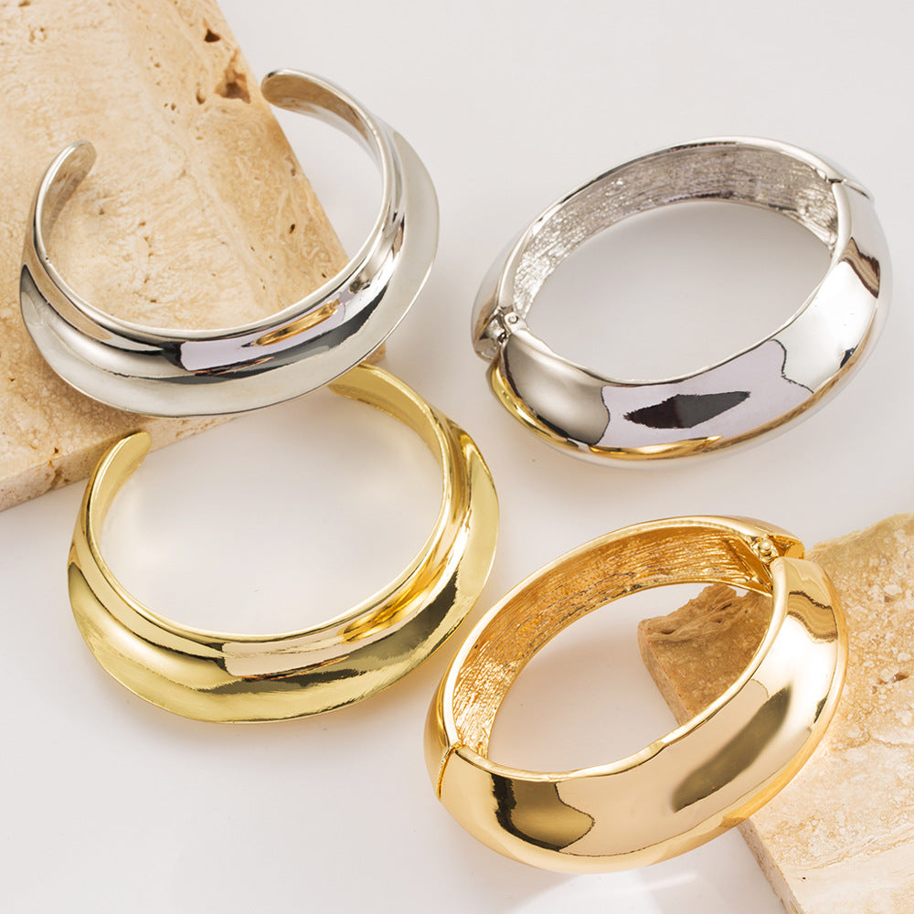 C Shape Wide Bracelet For Women In Simple Style, Gold Electroplated Alloy