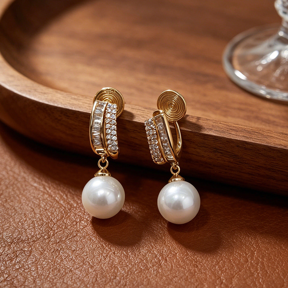 Geometric Copper Clip Earrings For Women With Artificial Pearl Inlay In Gold