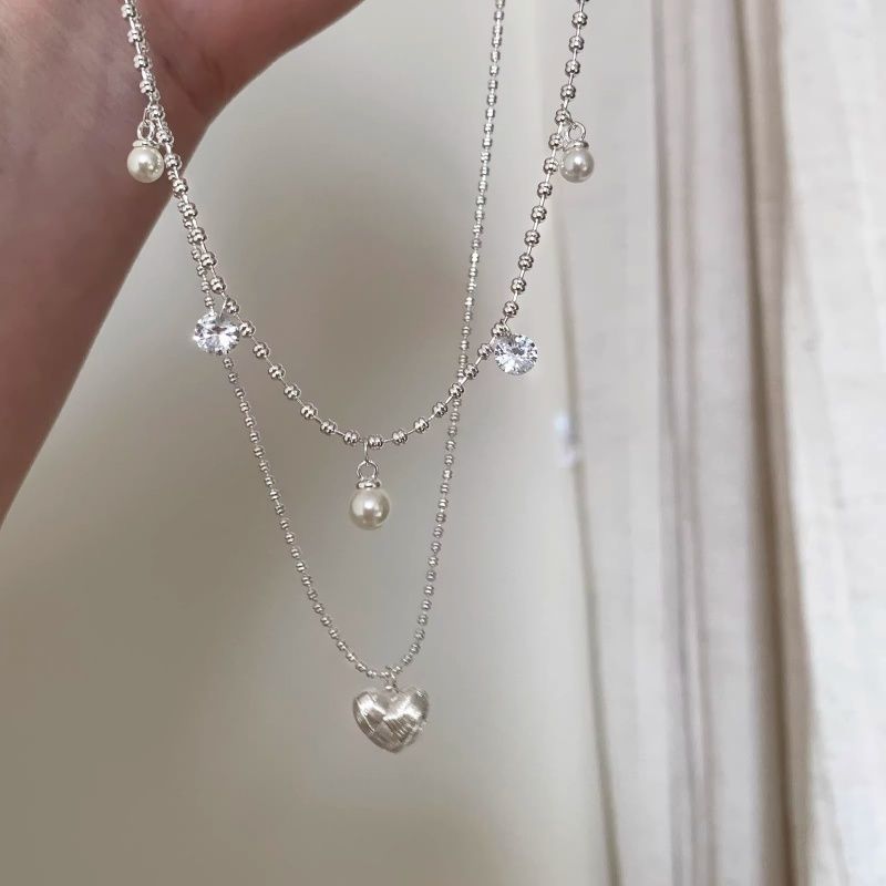 Heart Shape Necklace For Women Featuring Electroplated Alloy Pendant With Rhinestone Inlay