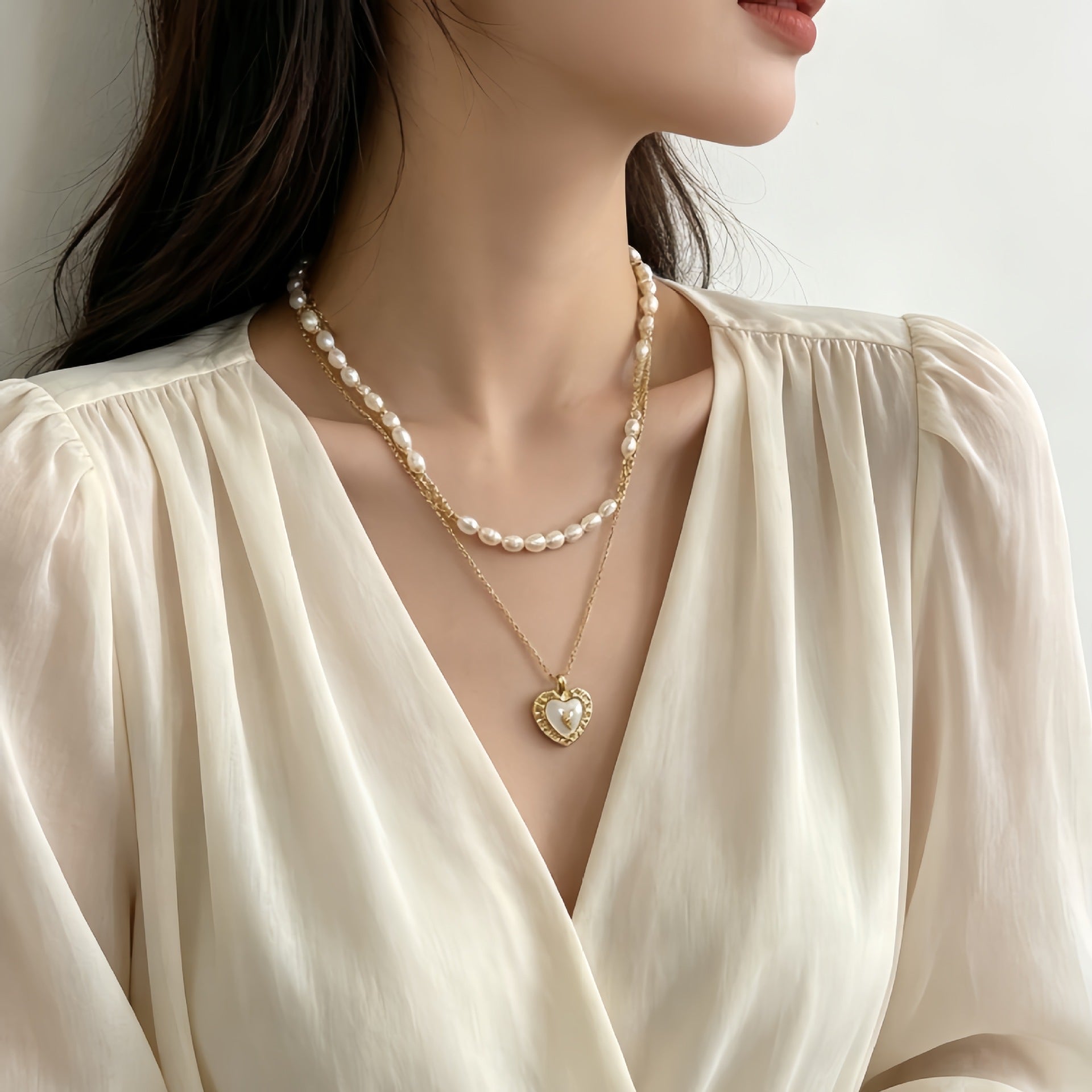 Sweet Double Layer Rose Necklace For Women With Freshwater Pearl, Perfect For Daily Wear