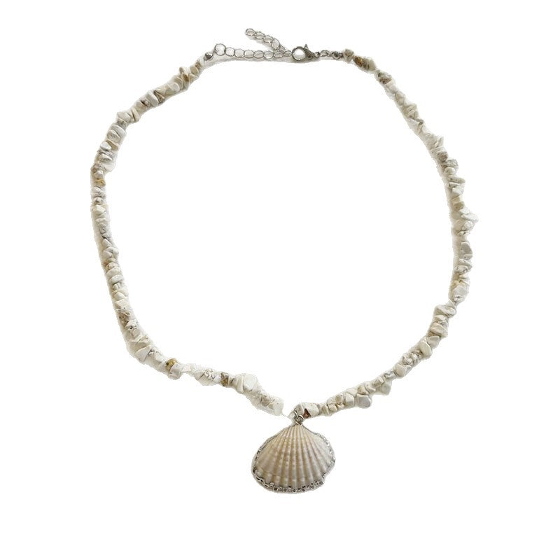 Beaded Shell Necklace For Women Featuring Alloy Pendant, Made With Mixed Materials, Perfect For Beach Wear