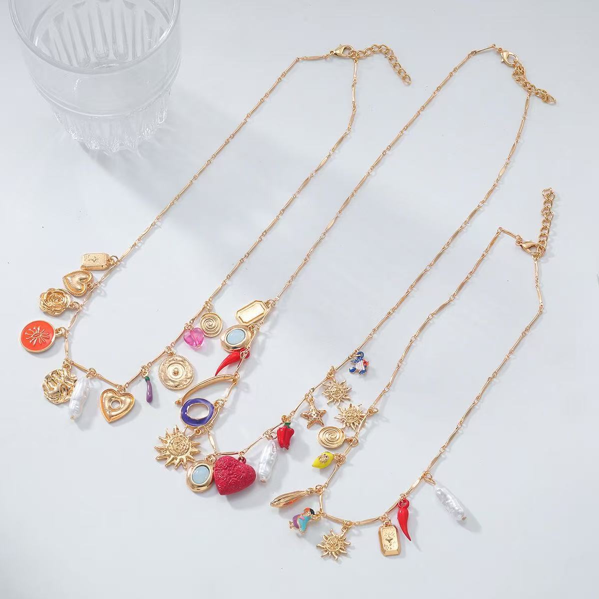 Bohemian Heart Shape Layered Necklace For Women In Electroplated Zinc Alloy With Alloy Pendant