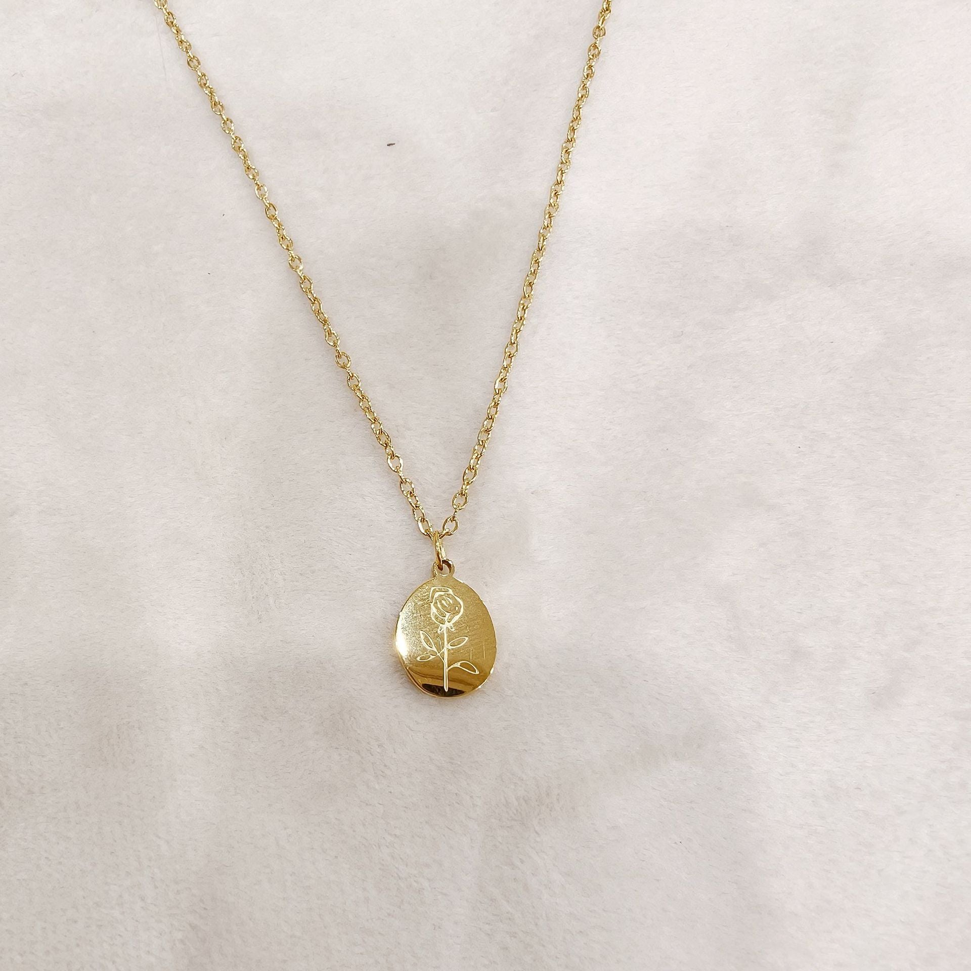 Heart Shape Pendant Necklace In 304 Stainless Steel With PVD Coated 18K Real Gold Plated Finish For Adults, Perfect For Daily Wear