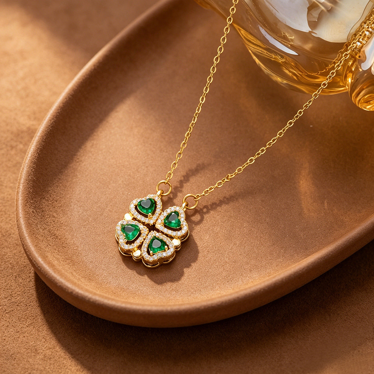 Heart Shape Necklace For Women With Copper Pendant And 304 Stainless Steel Cable Chain Inlaid With Rhinestones