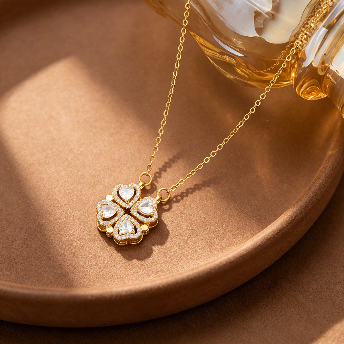 Heart Shape Necklace For Women With Copper Pendant And 304 Stainless Steel Cable Chain Inlaid With Rhinestones