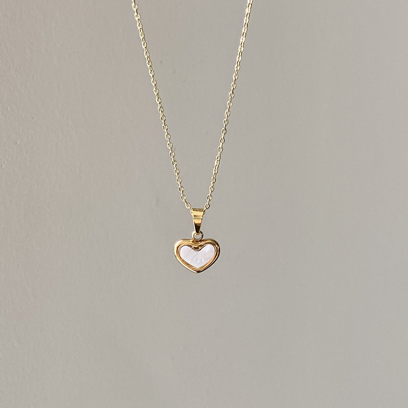 Heart Shape Gold Necklace For Women With Electroplated Finish And Shell Pendant, Made Of 304 Stainless Steel