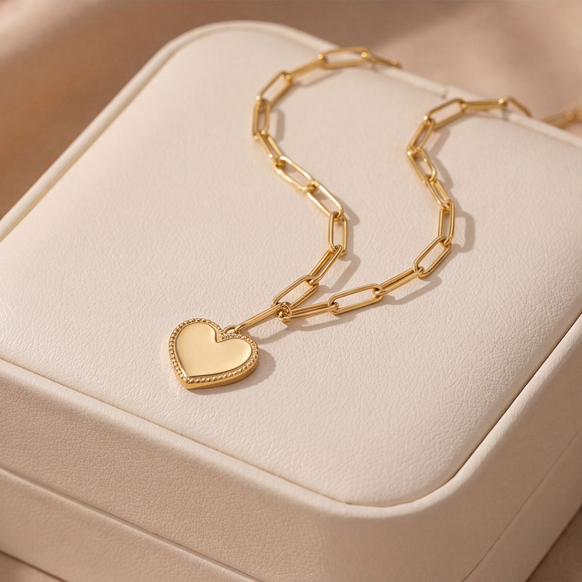 Heart Shape Necklace For Women With Titanium Steel Cable Chain And Titanium Steel Pendant In Gold