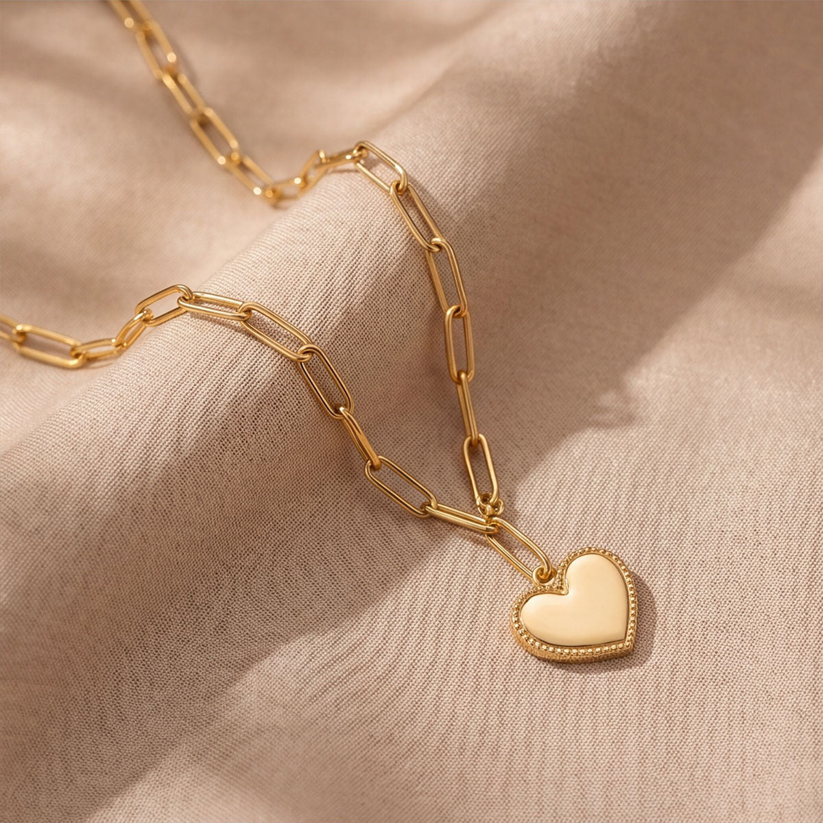 Heart Shape Necklace For Women With Titanium Steel Cable Chain And Titanium Steel Pendant In Gold
