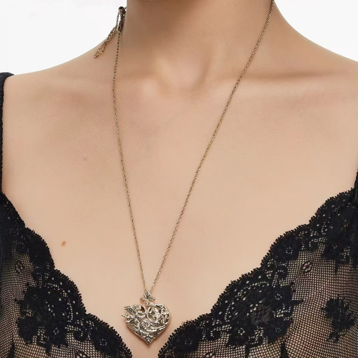 Heart Shape Carving Choker Necklace For Women In Coffee Color With Real Gold Plated Brass And Slider Chain