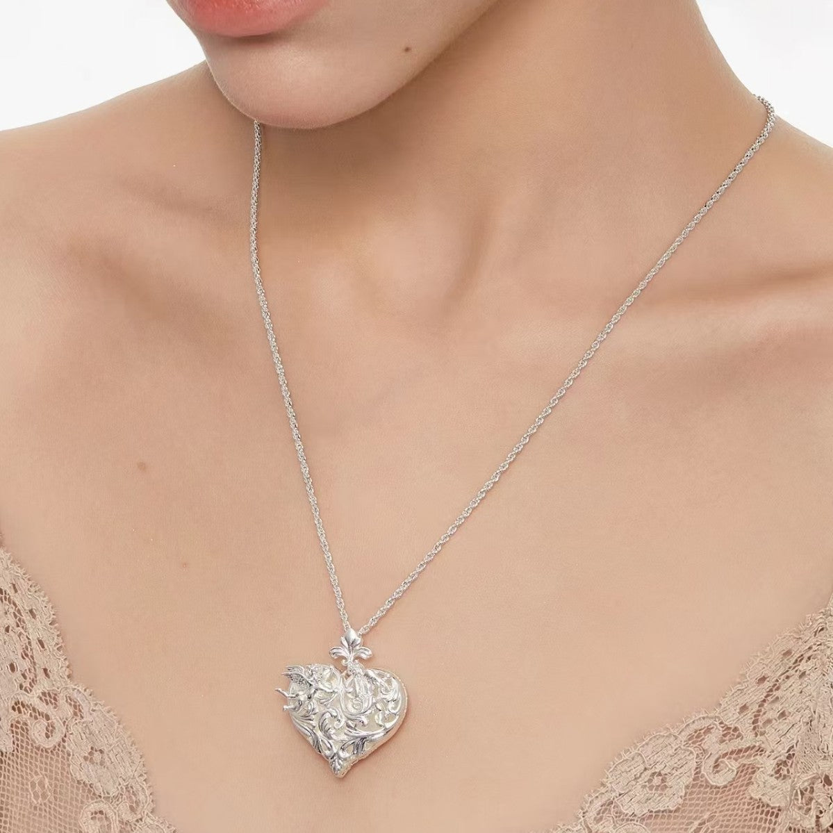 Heart Shape Carving Choker Necklace For Women In Coffee Color With Real Gold Plated Brass And Slider Chain