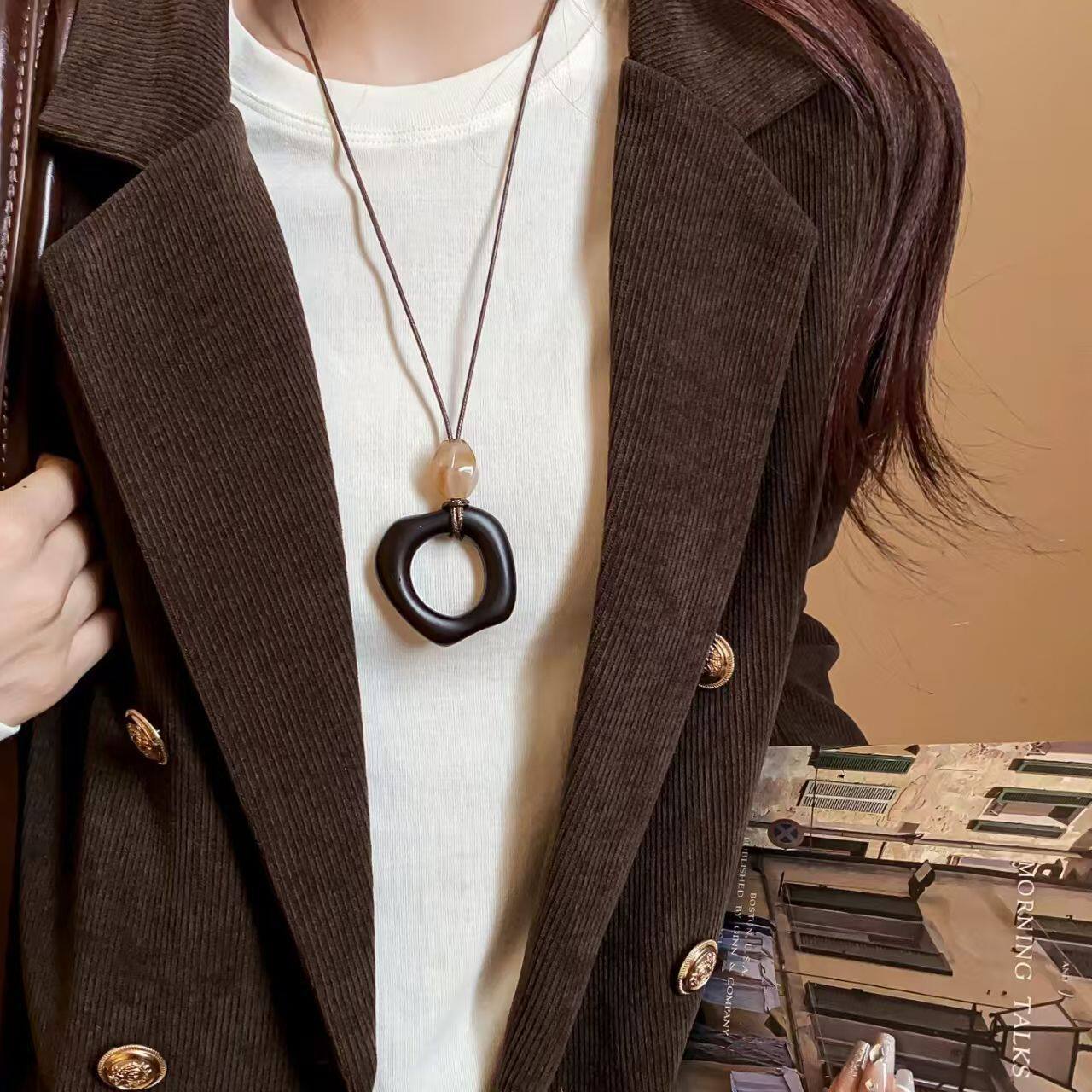 Ocean Silver Bohemian Sweater Chain Necklace For Women With Leather Rope Chain And Alloy Pendant