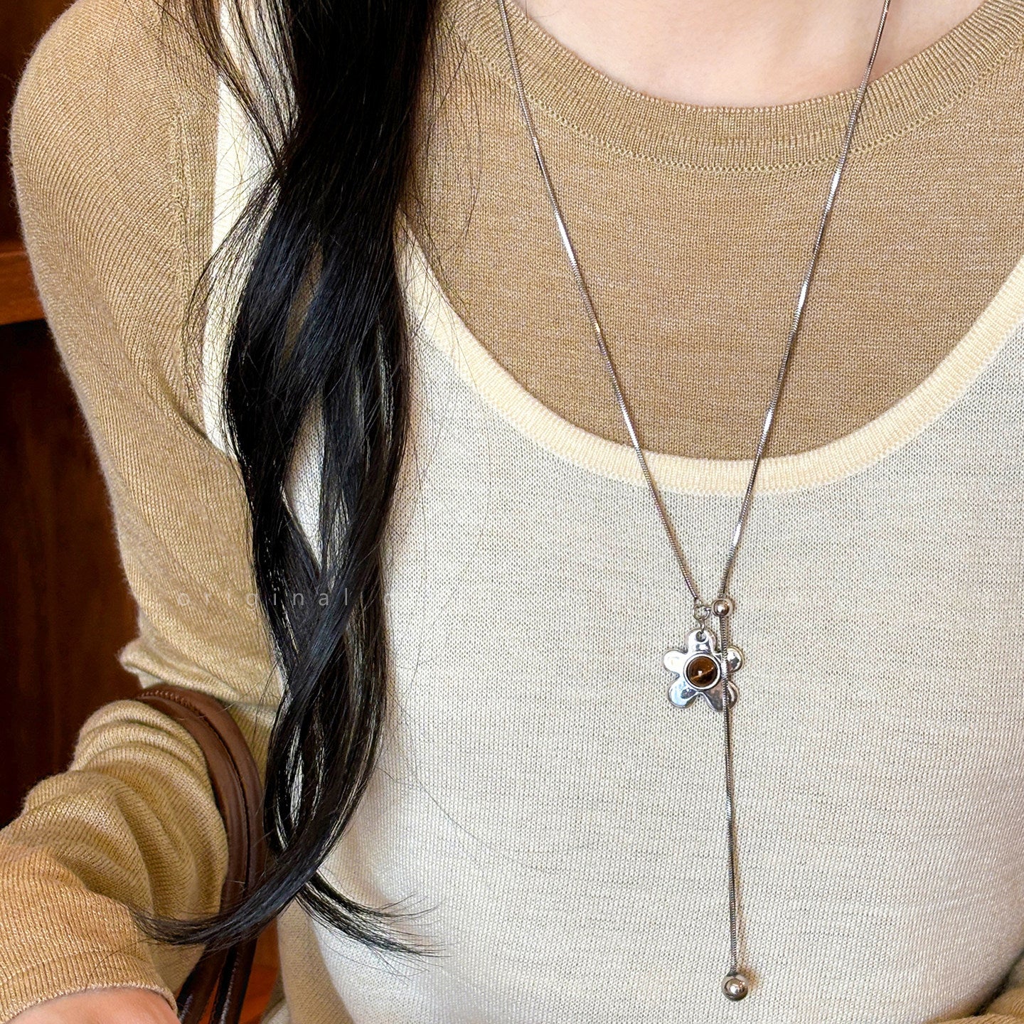 Ocean Silver Bohemian Sweater Chain Necklace For Women With Leather Rope Chain And Alloy Pendant