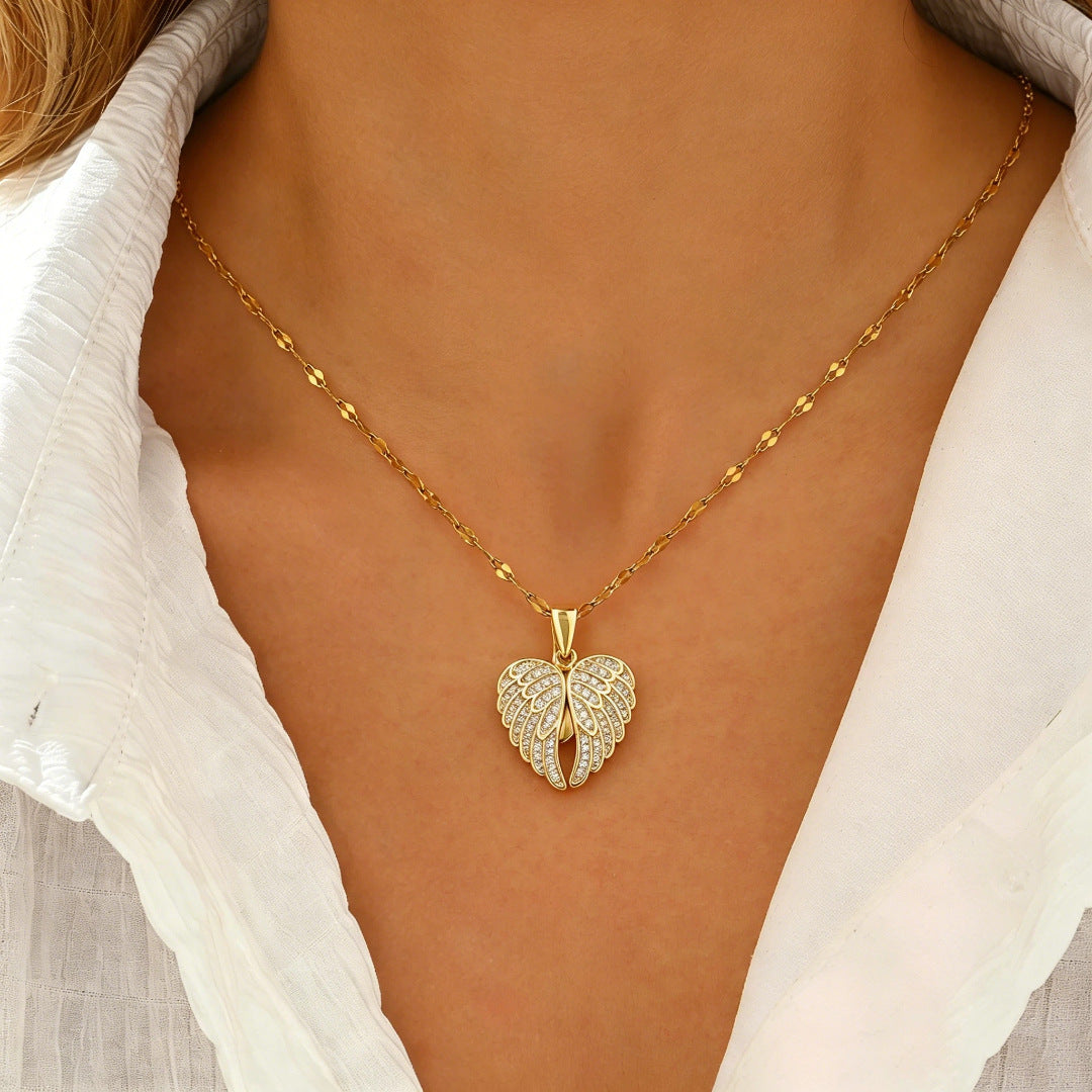 Heart Shape Necklace For Women With 304 Stainless Steel Chain And Copper Pendant Inlaid With Zircon