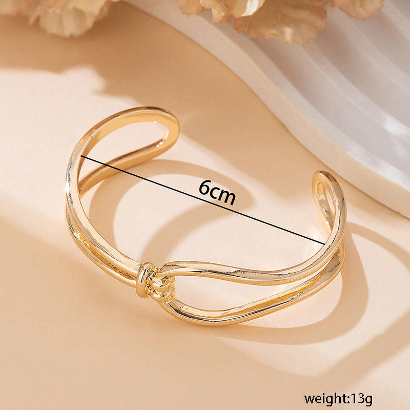 Geometric Gold Alloy Bangle Featuring Electroplated Finish, Perfect For Office Wear