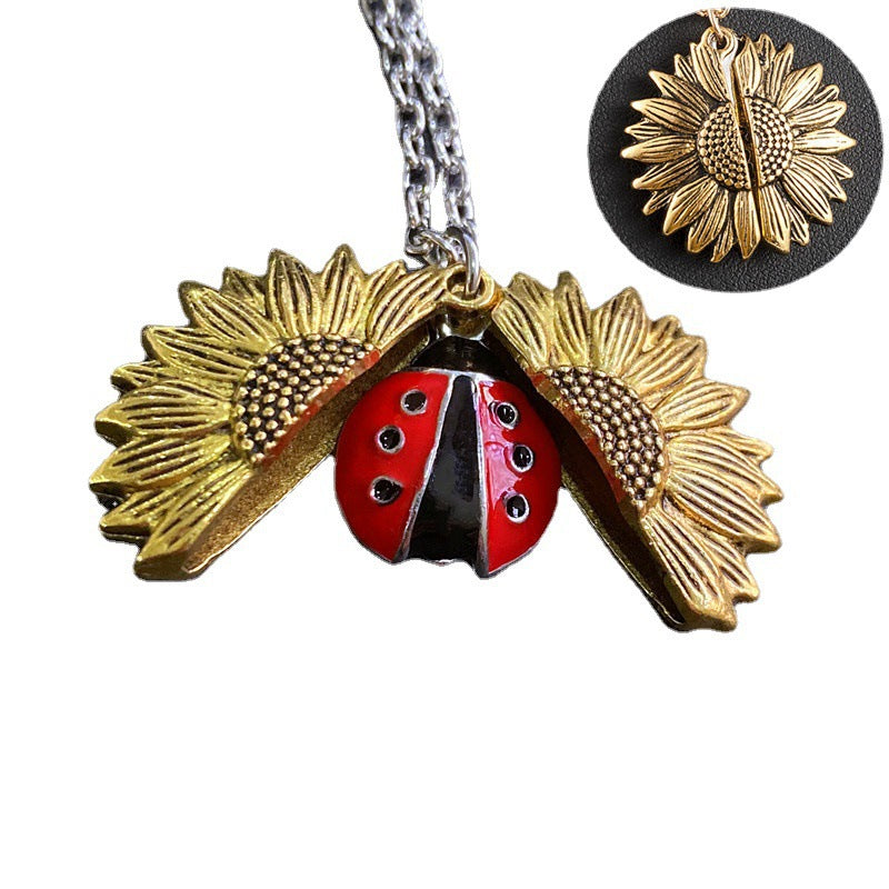 Bohemian Sunflower Necklace For Women With Electroplated Alloy Pendant On Cable Chain
