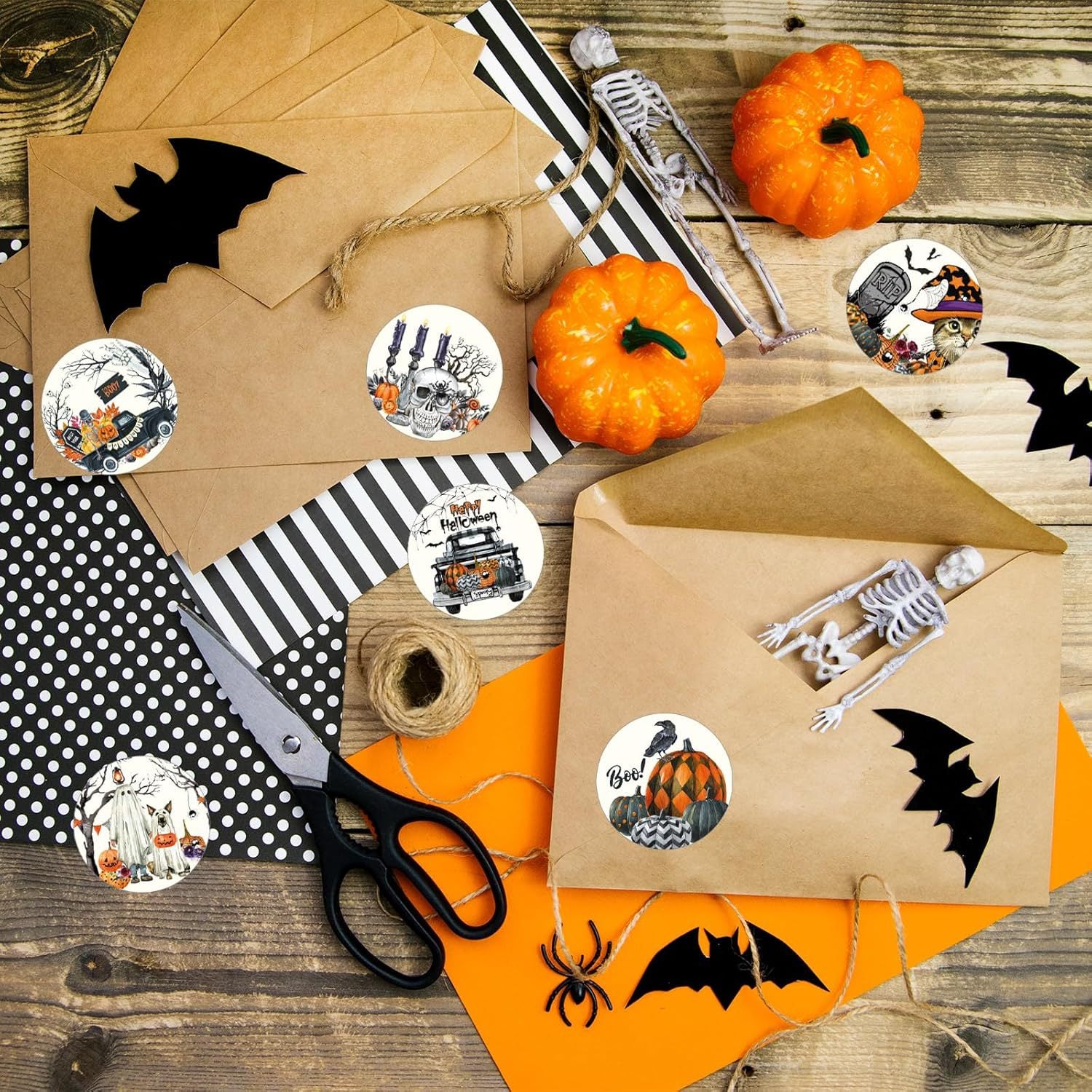 Halloween Graffiti Stickers In 1 Roll, PVC Self-Adhesive Festival Stationery For Creative Decoration