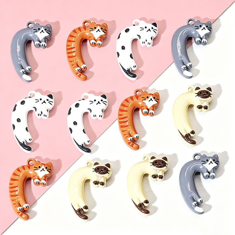 Cat Pendant Made Of Zinc Featuring Spray Paint Craft In Grey Cartoon Style Jewelry Accessories
