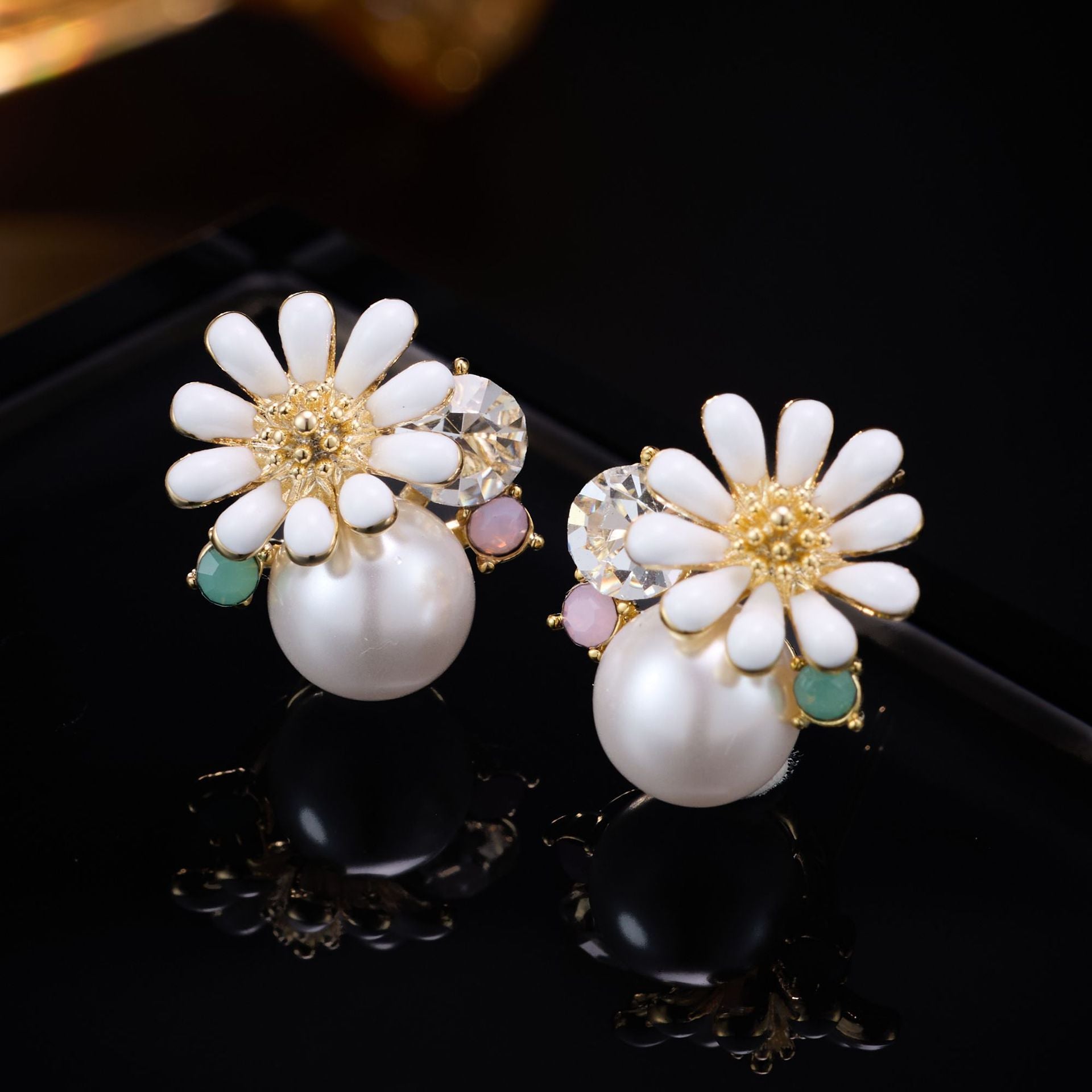 Daisy Enamel Stud Earrings For Women With Copper Base And Zircon Inlay, Featuring 925 Sterling Silver Posts