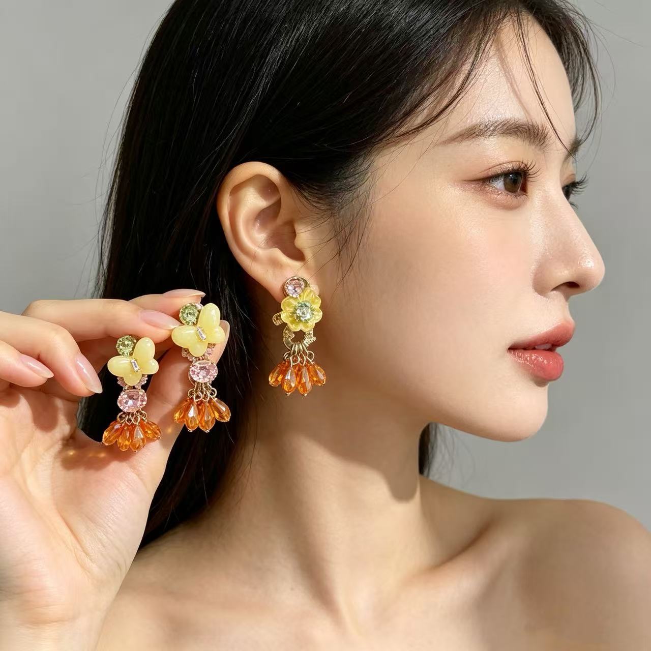 Bee Earrings For Women In Ethnic Style Featuring Enamel Craft And Copper Material With Colour Detail