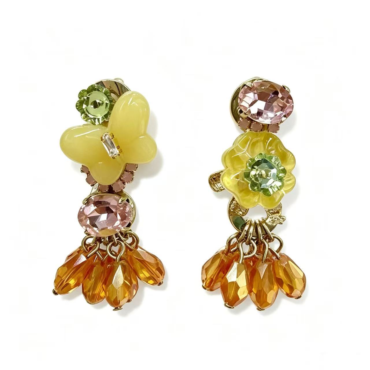 Bee Earrings For Women In Ethnic Style Featuring Enamel Craft And Copper Material With Colour Detail
