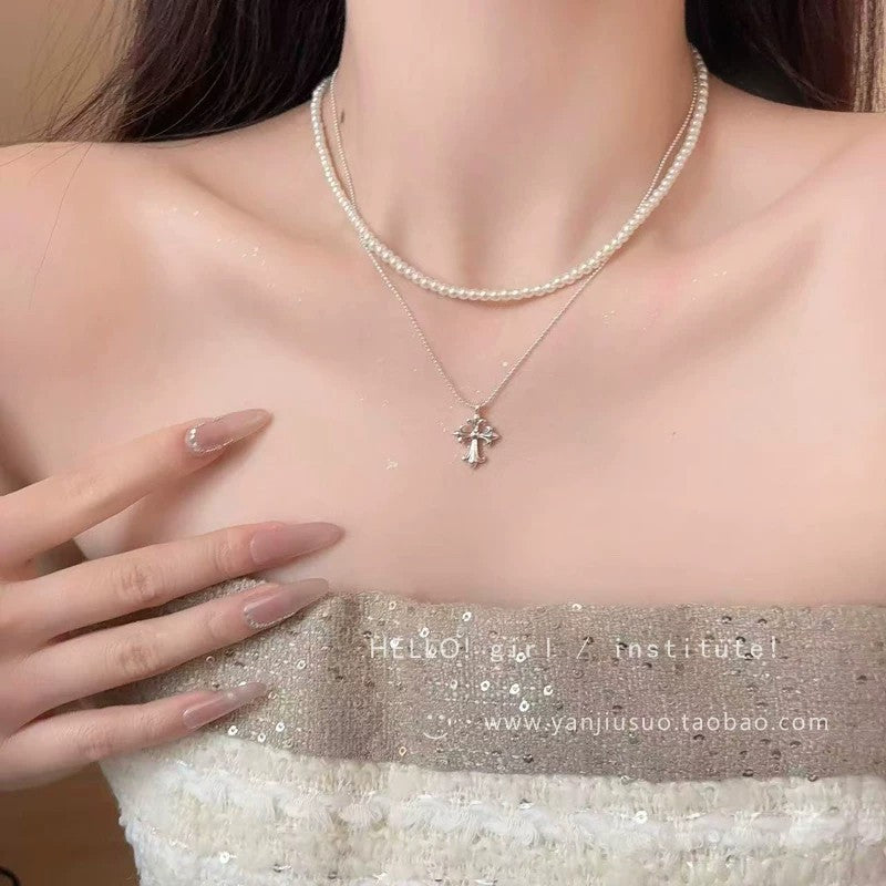Heart Shape Double Layer Necklace For Women Featuring Hammered Silver Alloy With Electroplated Copper Pendant